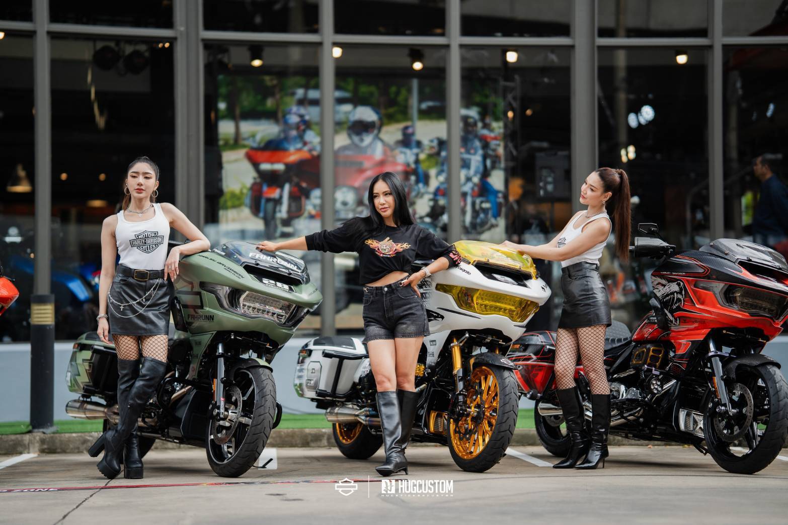 Harley-Davidson Asia & HUGSTICKERCUSTOM