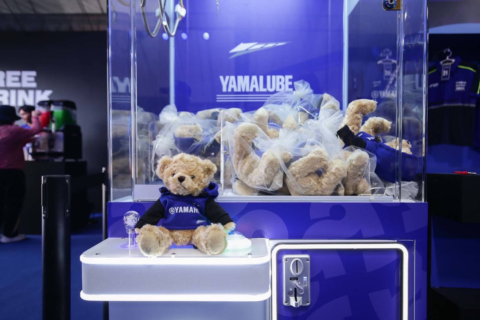 ยามาฮ่าเนรมิต YAMAHA GP PAVILION พร้อมรองรับแฟนมอเตอร์สปอร์ตทั่วโลก ในการแข่งขัน Thailand Grand Prix 2024 จัดเต็มกระทบไหล่ 2 นักแข่งระดับโลก