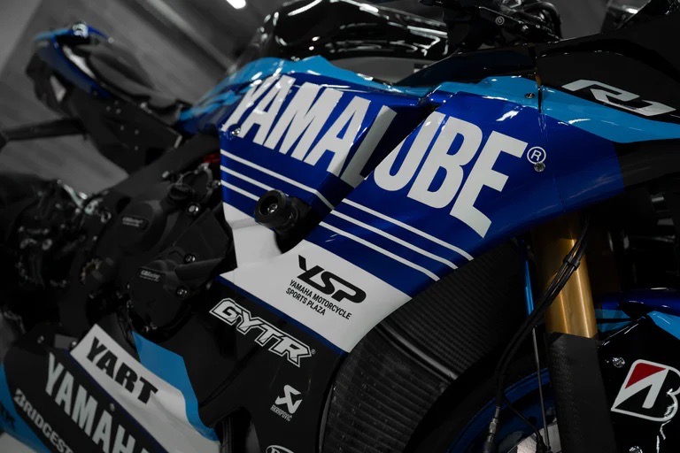 YAMALUBE สุดยอดน้ำมันเครื่องสนับสนุนแฟคทอรี่ทีมลงแข่งในภายใต้สังกัด YAMALUBE YART YAMAHA EWC Official Team ลุยศีกเวิลด์เอ็นดูรานซ์